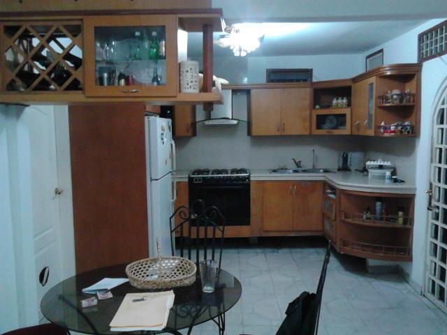 Casa en Venta  Luis Collantes Rentahouse Codigo MLS 1614097