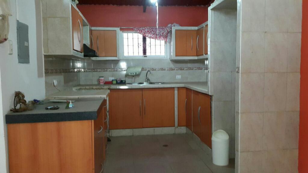 Vendo Casa Recibo Vehículo