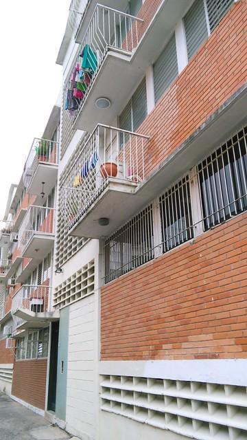 A612 En venta cómodo y bello apartamento a tan solo una cuadra de la Av Bolivar, Las acacias. Consolitex