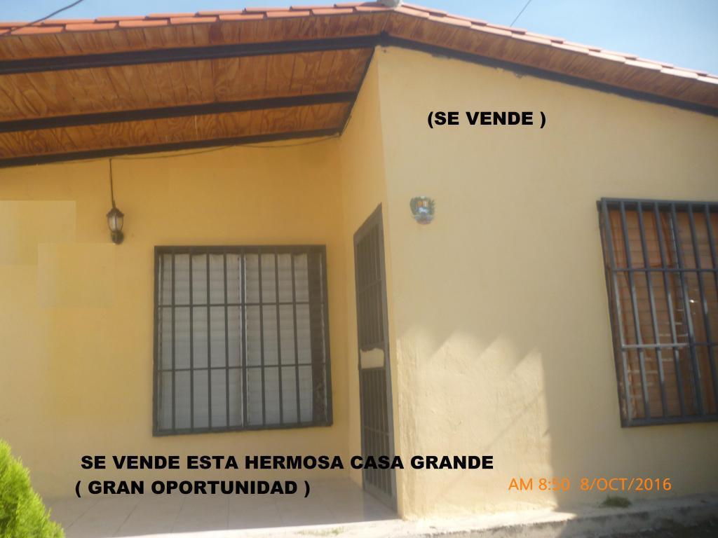 CASA A LA VENTA