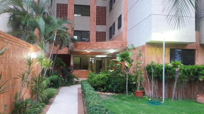 APARTAMENTO VENTA FUERZAS ARMADAS POLO NORTE LLAMA A JOSE ARRAGA 0424689.84.02 CODIGO INMUEBLE MLS 1618179