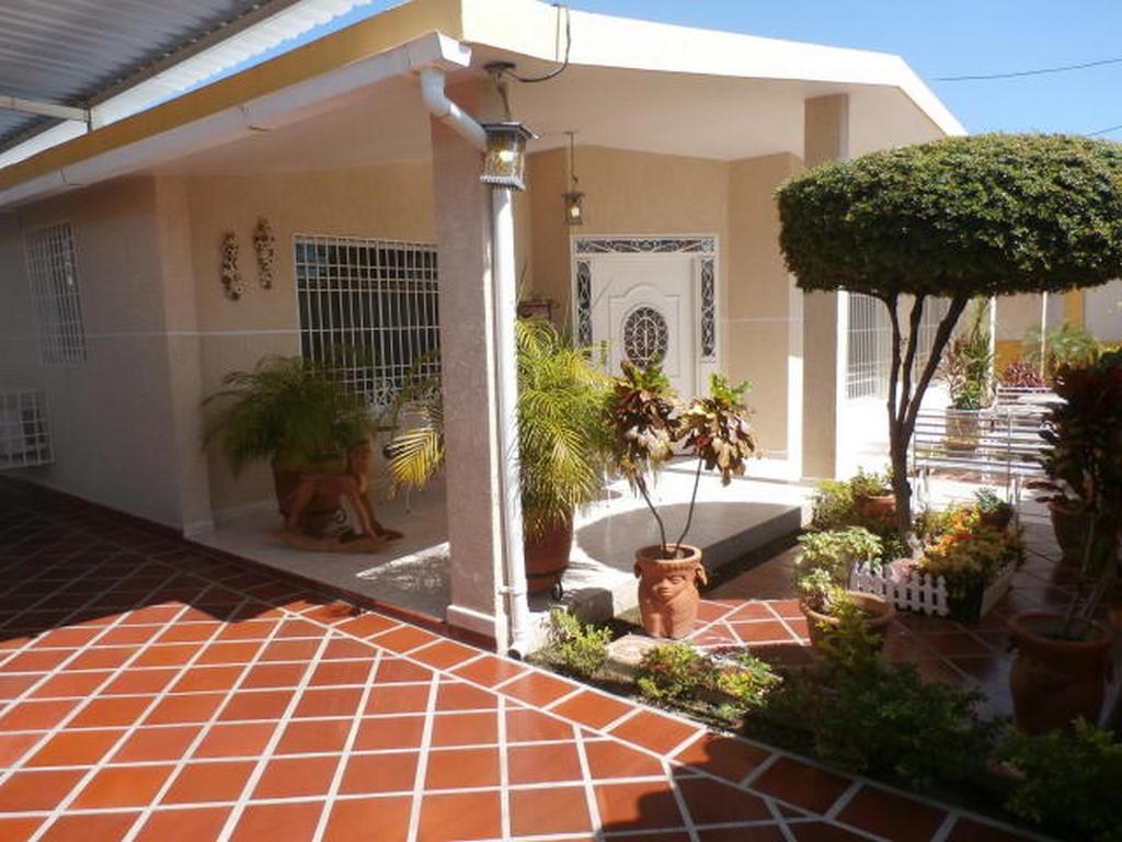 Hermosa casa en la Rotaria