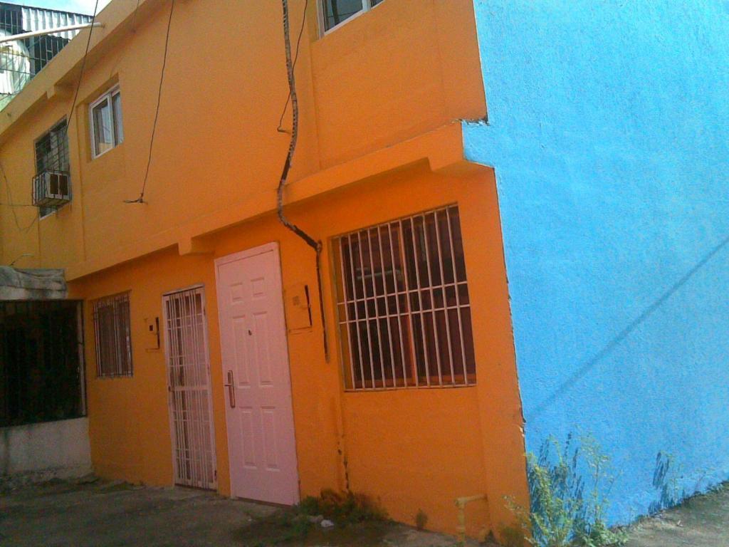 Se Vende Casa de 2 Hab. 1 Bañ. con anexo para cualquier uso, Terreno en Los Guaritos II Maturin  Venezuela
