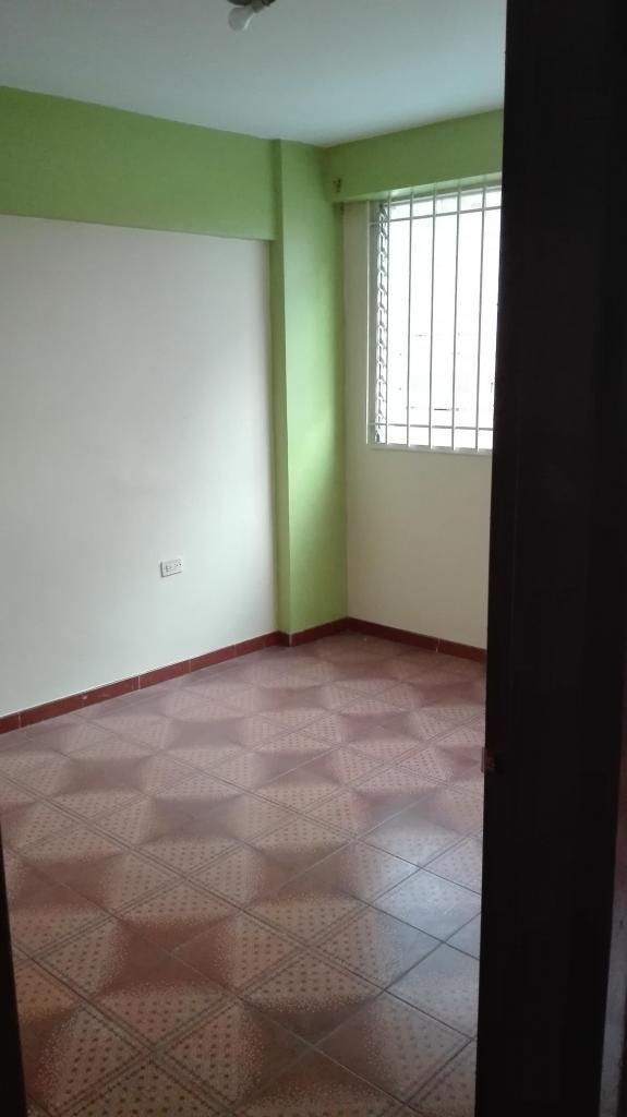 Se vende comodo apartamento en prebo