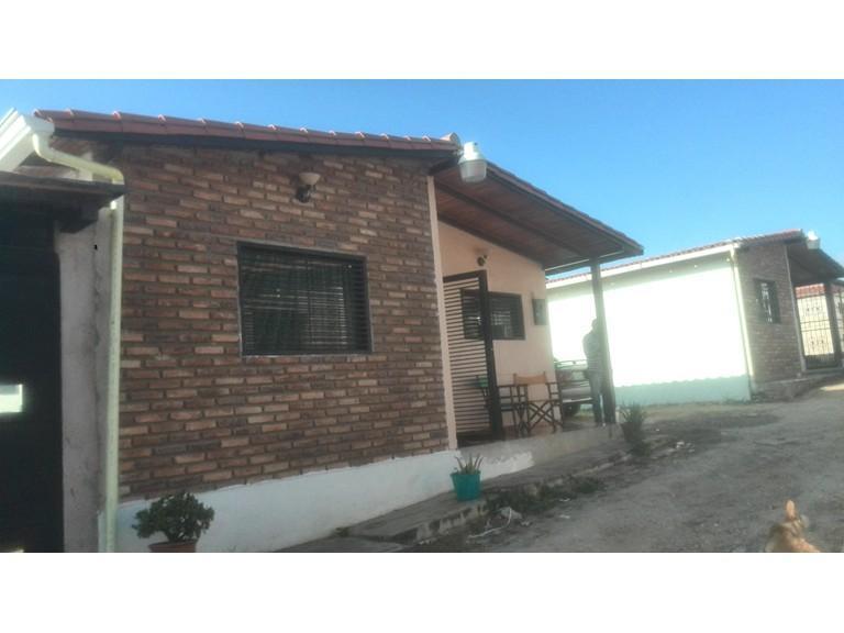 En venta acogedora y cálida casa en Peribeca a 300mts del Sanatorio