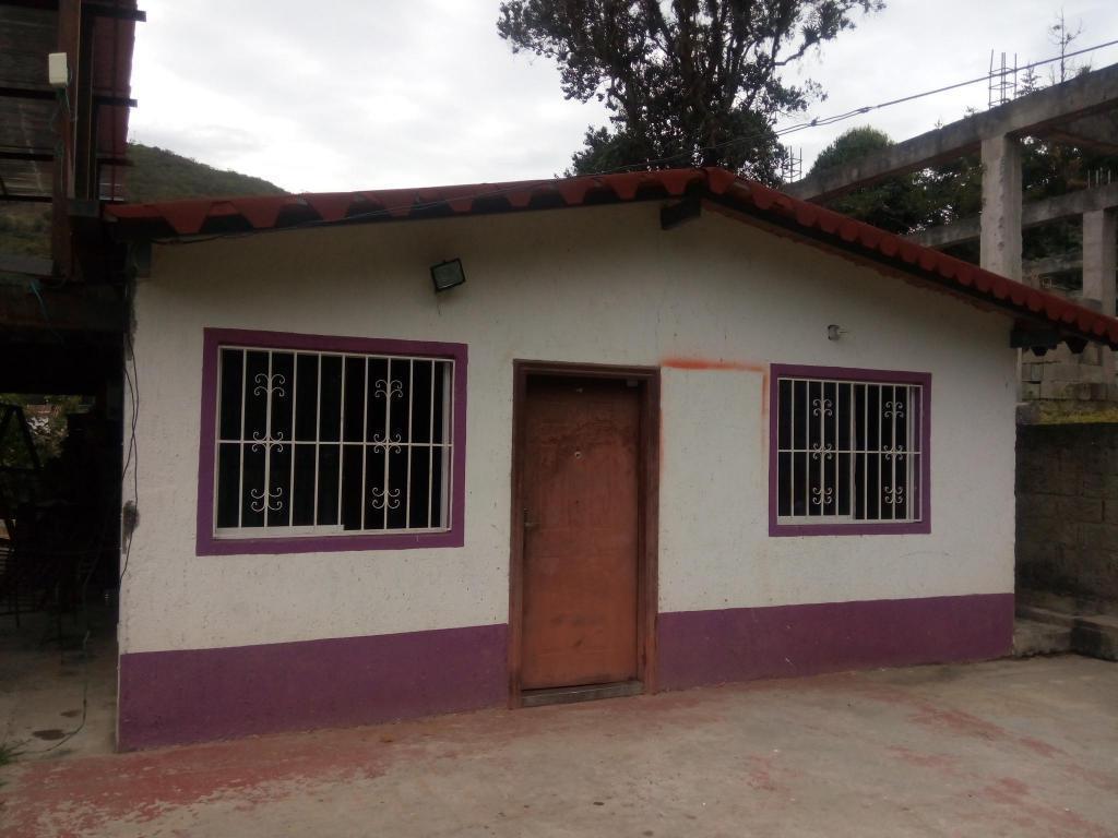 Rafabienes vende casa de campo en Manzano alto