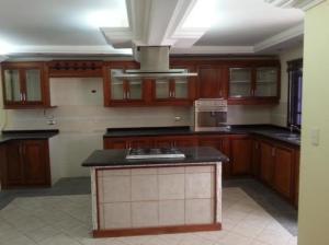 CASA EN VENTA MONTE BELLO  MLS 17551