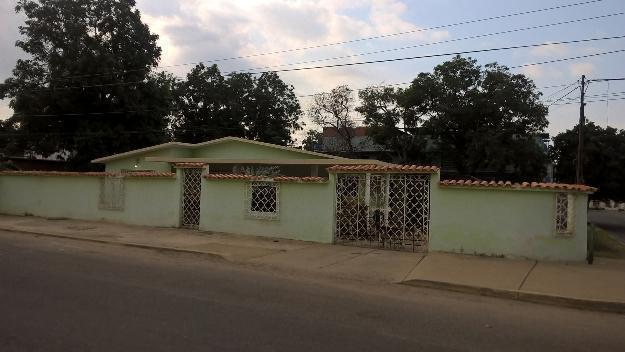 vendo casa en sierra maestra