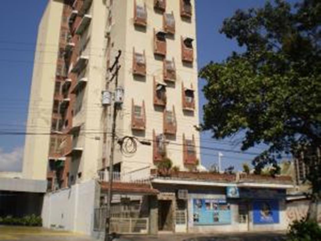 Apartamento En Venta En Maracay La Barraca Código FLEX: 163029