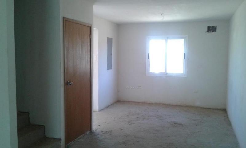 Town House Gris Venta Sector El Pilar