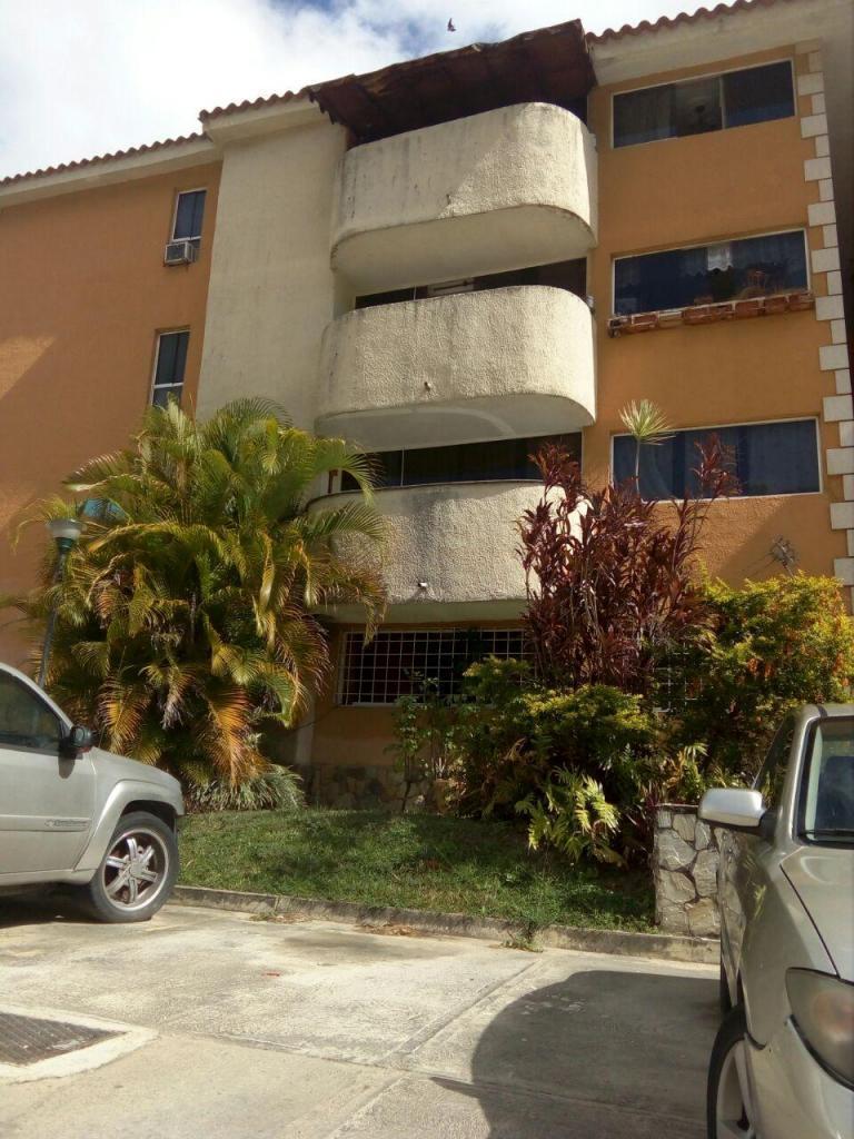 Apartamento de 96 mts 3h, 2b 1 p/estacionamiento