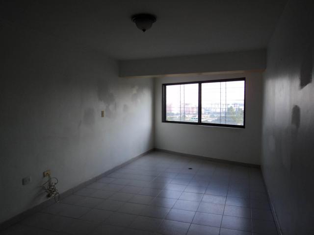 Se Vende Apartamento en El Parral,  Edo