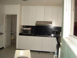 Apartamento en Venta Altamira MLS 095343