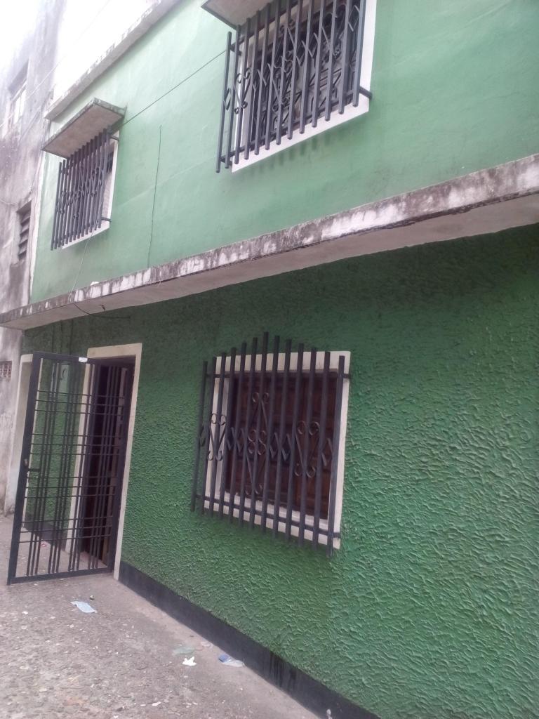 Vendo apartamento tipo estudio, 42 m2 en el 23 de Enero