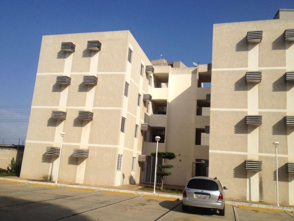 Apartamento a extrenar en Las Lomas