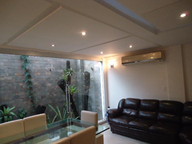 Townhouse Conj. Res. Madagaskar Manantial