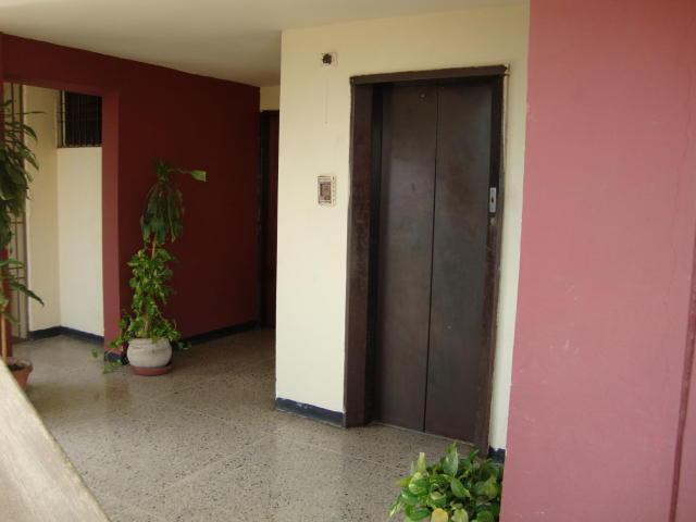 APARTAMENTO EN VENTA AL LADO DE SABOR A COLOMBIA SANTA RITA