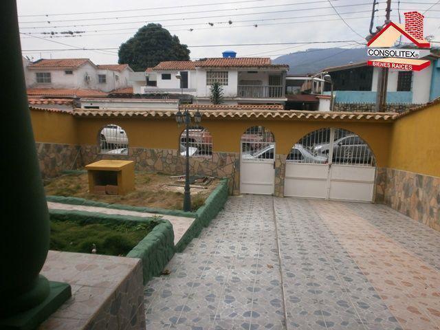 CONSOLITEX Q771 VENDE BELLA QUINTA EN CARIALINDA