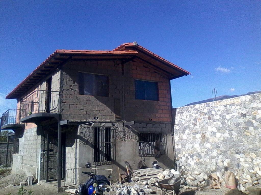 Vendo terreno con 2 casas en construcción, El Valle