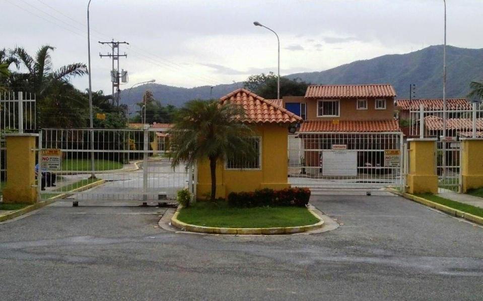 Precioso Townhouse estratégicamente bien ubicado, en conjunto cerrado con vigilancia