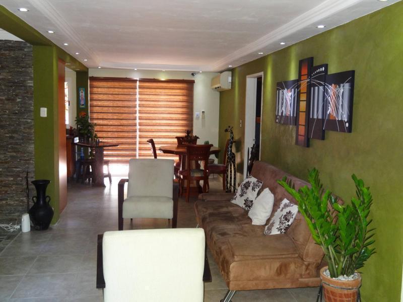 Precioso Townhouse estratégicamente bien ubicado, en conjunto cerrado con vigilancia