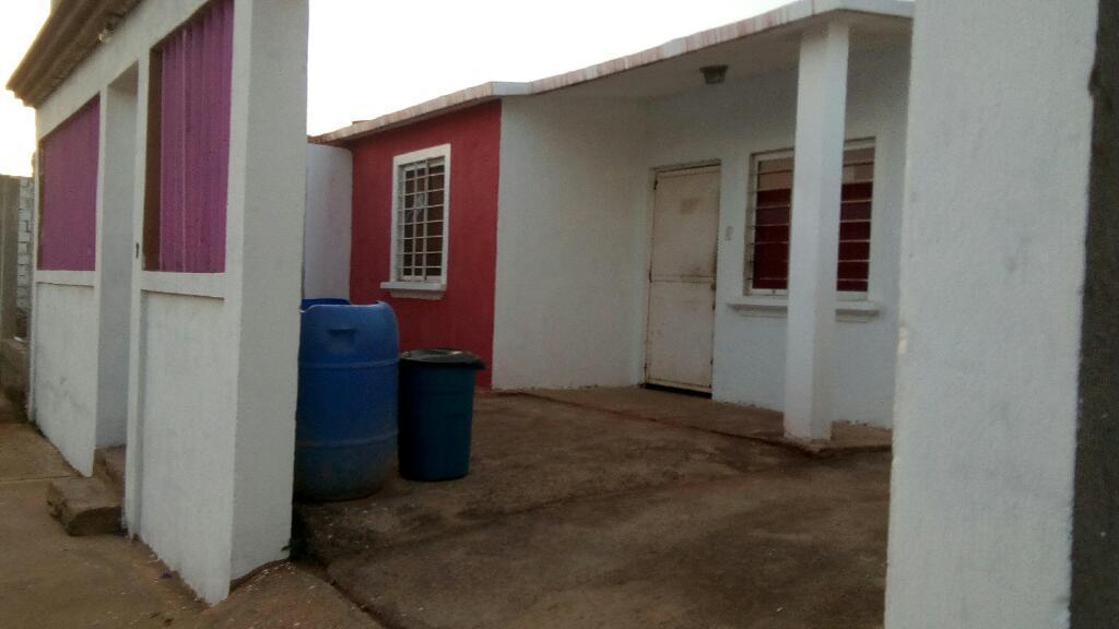 Vendo Casa en Av Princpal Soler