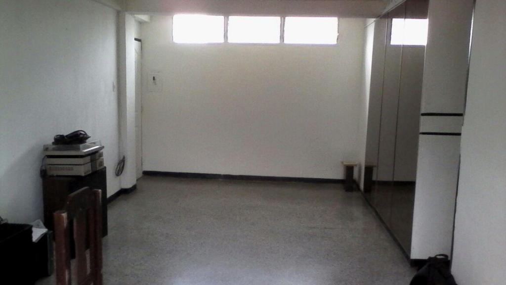 VENDO APARTAMENTO BLOQUES DEL INGENIO, GUATIRE