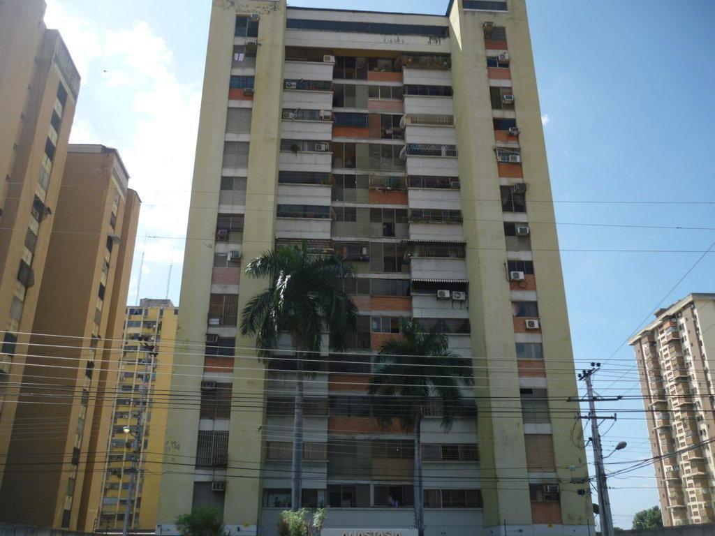 Apartamento en Venta Urb. El Centro, Maracay hecc 173248