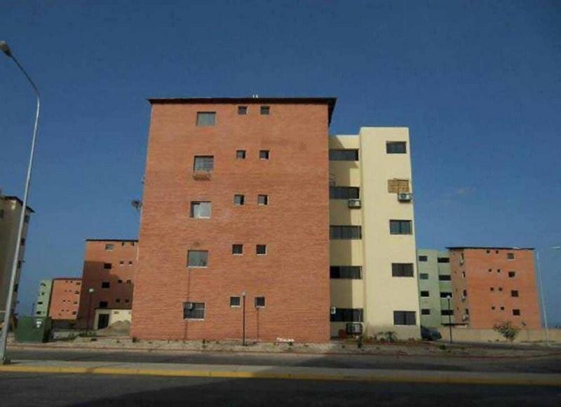 Cod 419. Amplio Apartamento En Paraparal. 60 M2. SOLO DE CONTADO