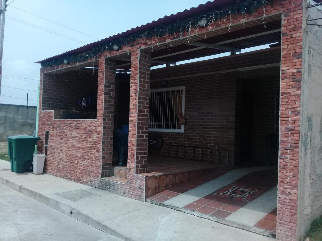 EN VENTA BELLA CASA EN BUENAVENTURA PARAPARAL