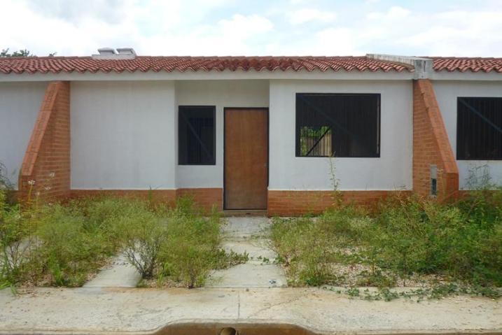 Casa en venta en 63.000.000Bs MLS 174103 Ana Mena 04244148237