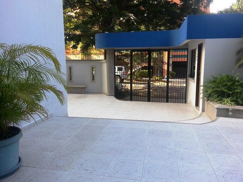 APARTAMENTO EN VENTA EN LA TRIGALEÑA