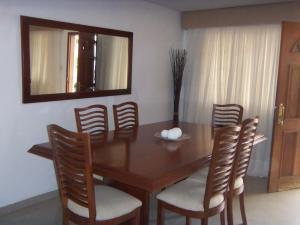 CASA EN VENTA MONTE CLARO  MLS 173873