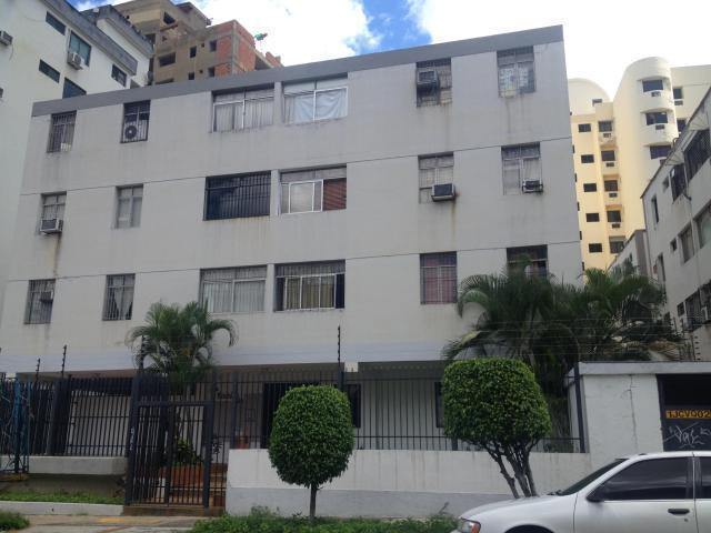 Vendo Apartamento en Valles de Camoruco EXCELENTE PRECIO