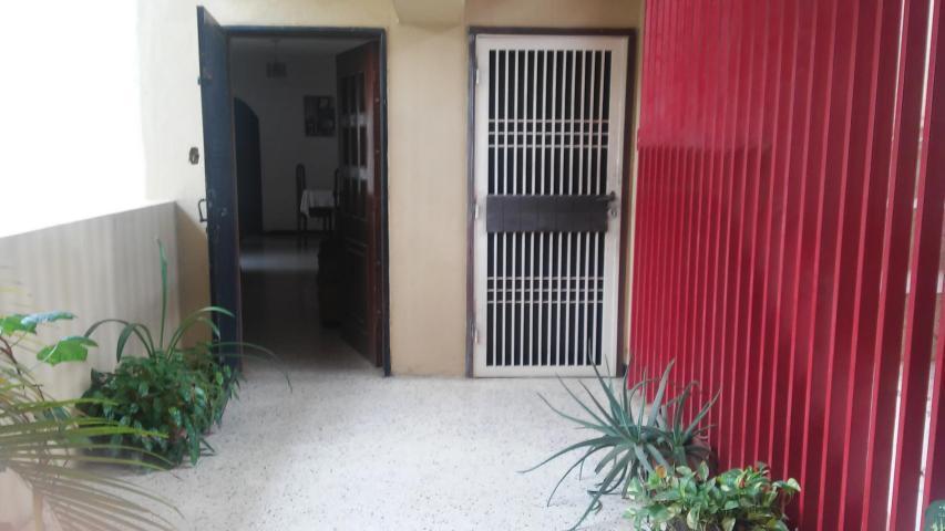 APARTAMENTO EN VENTA CIRCUNVALACION UNO  MLS 175156