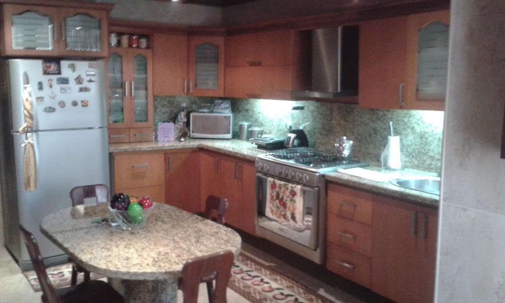 Vendo Apartamento en Resd. Colibri Av. La Limpia MLS 17549