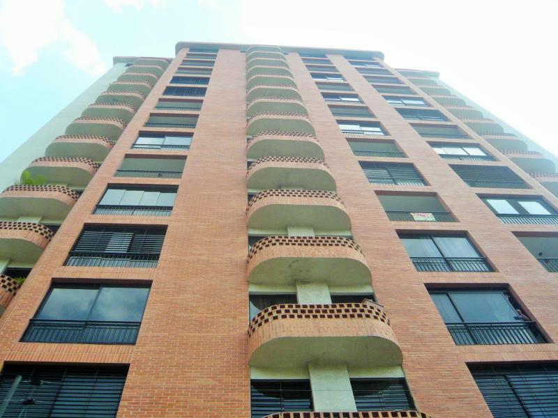 Andres Moncada RAH Franquicia Personal Ofrece en Venta Apartamento en el Bosque