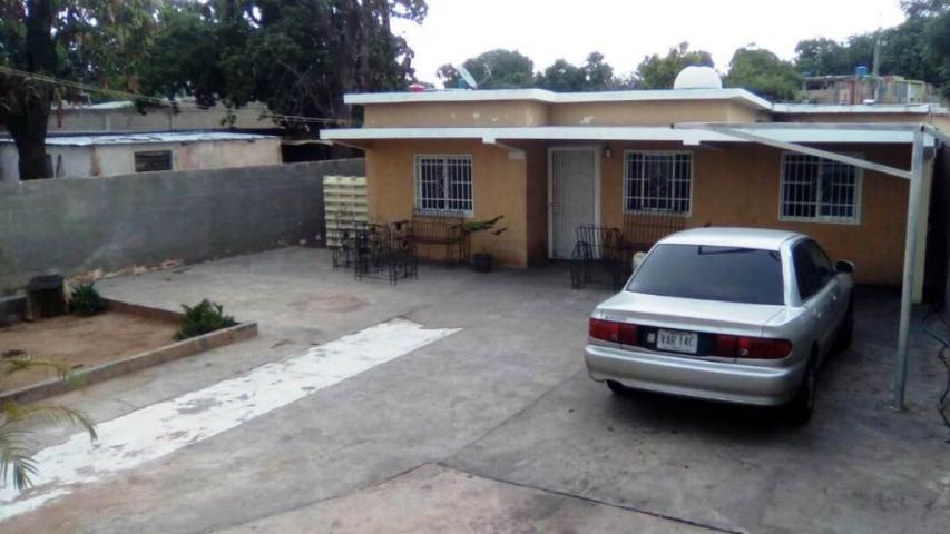 CASA EN VENTA EL VARILLAL  MLS 176840