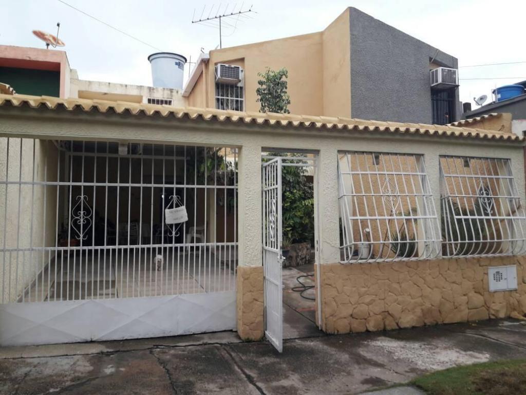 Vendo Linda casa en la esmeralda