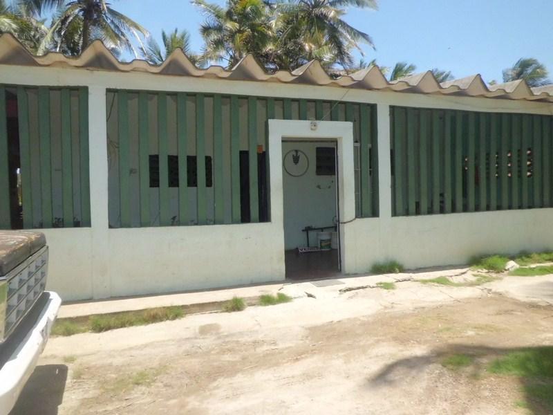 Cod 409. SOLO DE CONTADO: Cómoda Casa a Pie de Playa, en Boca de Aroa  210 M2