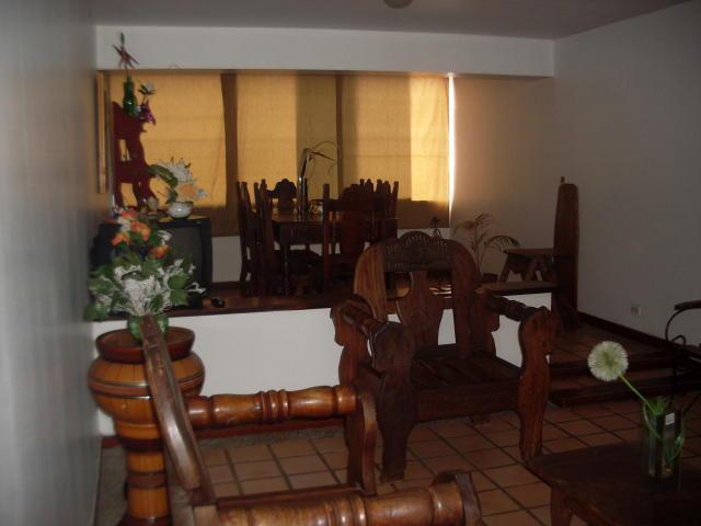 vende Apartamento iluminado en el este