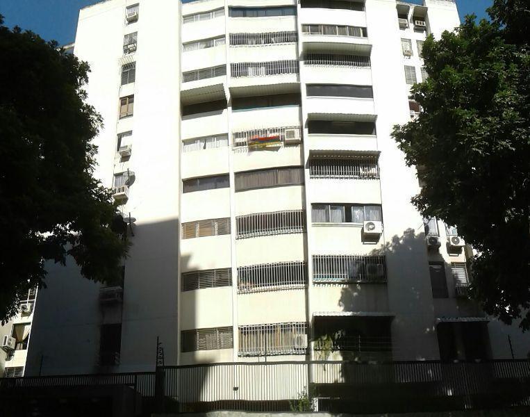 Se vende apartamento en Prebo residencias el Encanto 98 metros