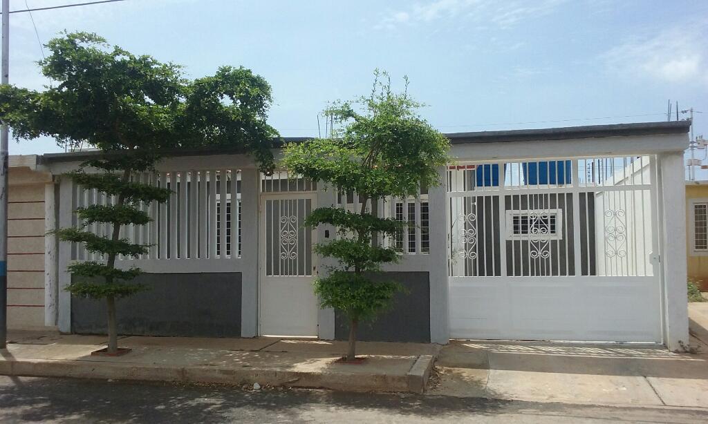 Vendo Hermosa Casa en El Soler Negociabl