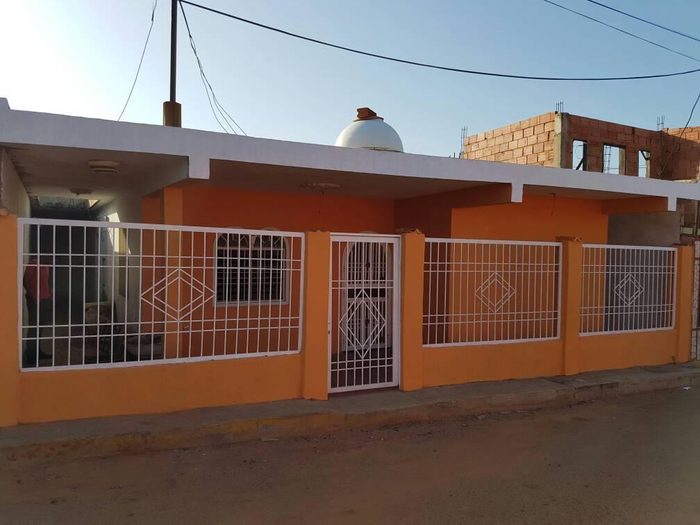 Casa en venta en el Sector La Mision, Sabaneta