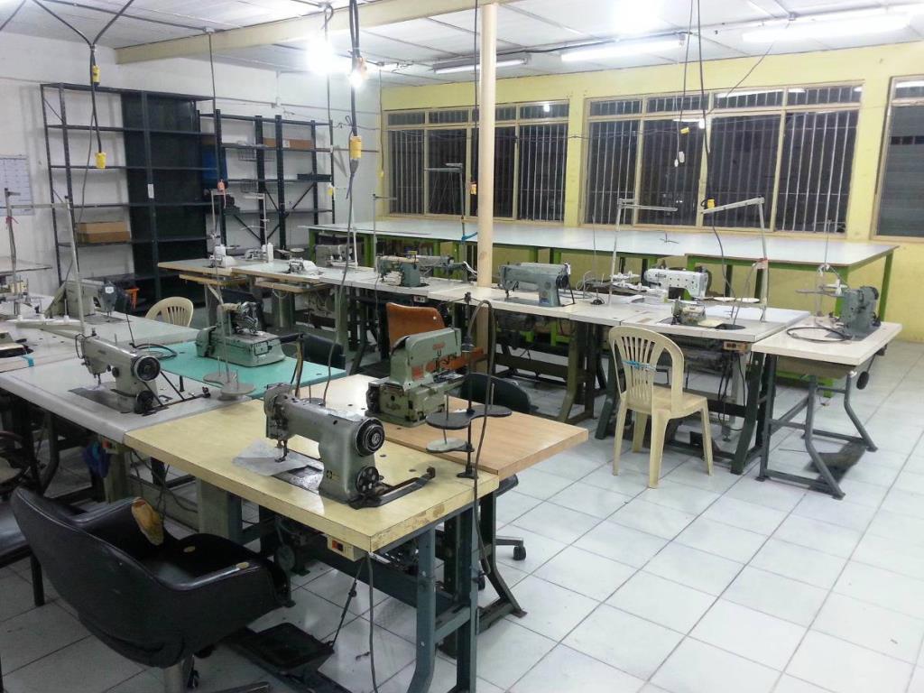 Alquilo Fabrica Textil y de Bordados con Oficina en Boleita