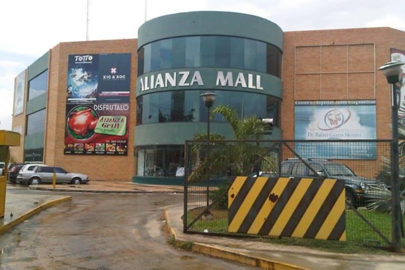 Se vende Local en Planta alta del C.C Alianza Mall en Ciudad Alianza IDL101