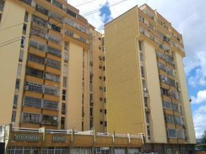 vende Bello y amplio apartamento con excelente ubicación en el centro de Cabudare