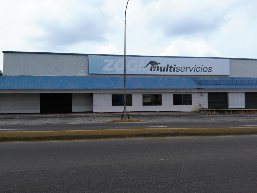 EDWIN ANDRADE Vende Super Local Edificio en Av Delicias CÓDIGO MLS 1618493