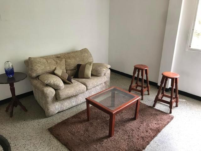 Tuguiadeinmueble Apartamento en Venta en El Naranjal  RuthBarrios 178525