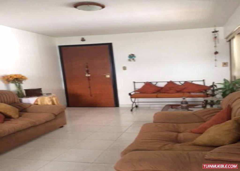 Ana Raquel Rodriguez 04144363496 vende apartamento en Valles de Camoruco